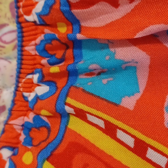 Flying Tomatoe, size L, floral print mini dress with ruffled collar. 100% rayon. - Picture 9 of 12